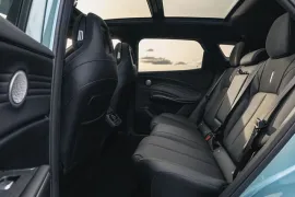 Omoda 7 Prestige 1.5 TB FWD 2026 – Bancos de Trás · Foto: Omoda