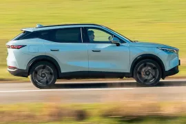 Omoda 7 Prestige 1.5 TB FWD 2026 – Em Movimento · Foto: Omoda