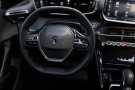 Peugeot 2008 Active 1.0 Turbo Flex 5p Aut 2026 – Painel · Foto: Peugeot