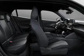 Peugeot 2008 Allure 1.0 Turbo 200 5p Aut 2026 – Interior · Foto: Peugeot