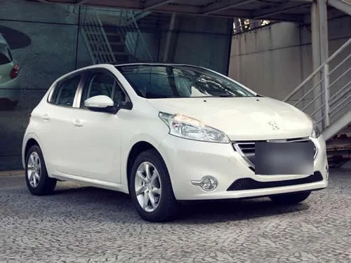 Peugeot 208 Allure 1.6 AT 2016