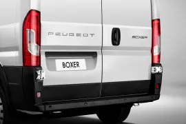 Peugeot Boxer Cargo 2.2 2026 – Lanterna · Foto: Peugeot