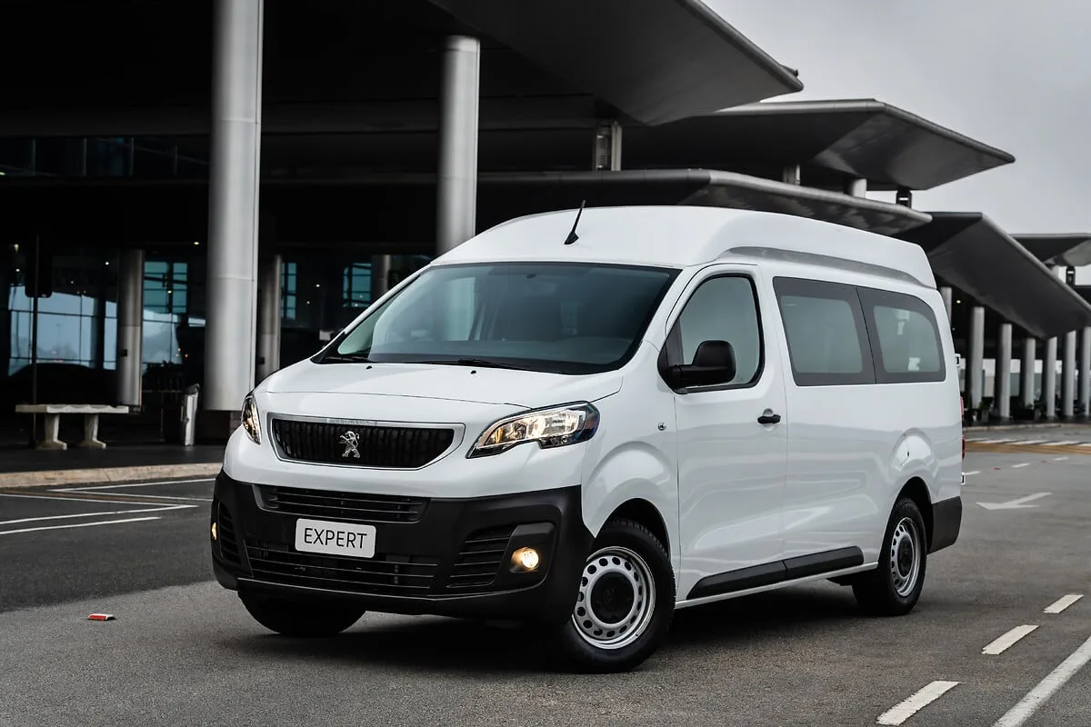 Peugeot Expert Minibus 1.6 Turbo 2021