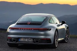 Porsche 911 Carrera 4S 3.0 2024 – Diagonal Traseira · Foto: Porsche