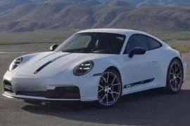 Porsche 911 Carrera T 3.0 PDK 2025 – Diagonal Frontal · Foto: Porsche