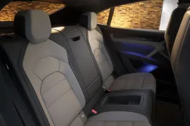Porsche Cayenne Turbo Coupe 2026 – Bancos de Trás · Foto: Porsche
