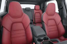 Porsche Cayenne Turbo E-Hybrid 4.0 V8 2026 – Bancos da Frente · Foto: Porsche