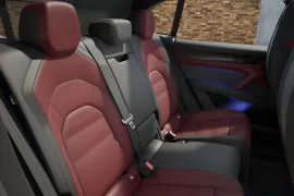 Porsche Cayenne Turbo 2026 – Bancos de Trás · Foto: Porsche