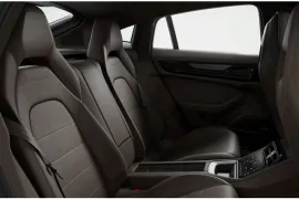 Porsche Panamera 4S E-Hybrid 2.9 V6 2026 – Bancos de Trás · Foto: Porsche