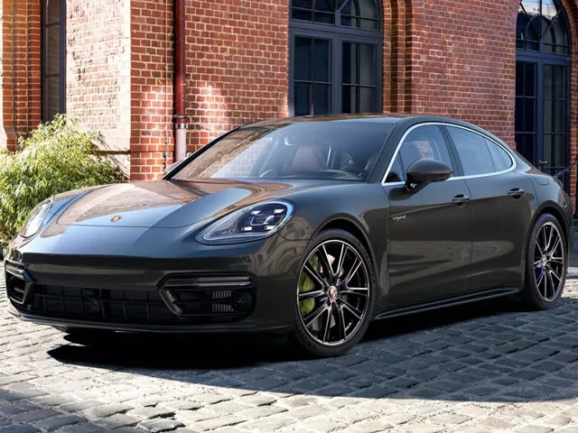 Porsche Panamera Turbo S E-Hybrid 4.0 V8 2023