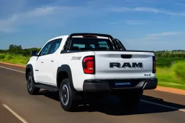 RAM DAKOTA WARLOCK 2.2 TB CD 4x4 Aut 2027 – Traseira · Foto: Ram