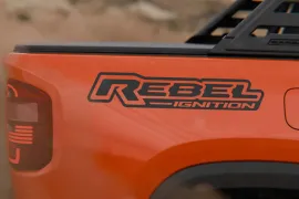 RAM RAMPAGE REBEL IGNIT. 2.0 TB CD 4X4 Aut 2024 – Emblema · Foto: Ram