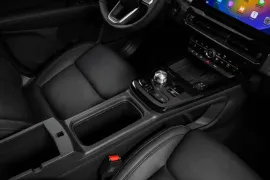 RAM RAMPAGE REBEL 2.2 TB CD 4X4 Diesel Aut 2025 – Detalhe Interno · Foto: Ram