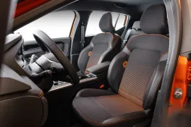 Renault Kardian Premiere Edition 1.0 2025 – Bancos da Frente · Foto: Renault