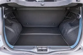 Renault KWID E-Tech Techno 2025 – Porta-Malas · Foto: Renault