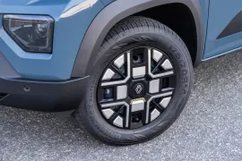 Renault KWID E-Tech Techno 2025 – Roda · Foto: Renault