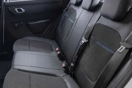 Renault Kwid Intense 1.0 2026 – Bancos de Trás · Foto: Renault