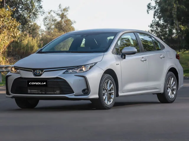Toyota Corolla GLi 1.8 16V Aut 2026 – Diagonal Frontal · Foto: Toyota