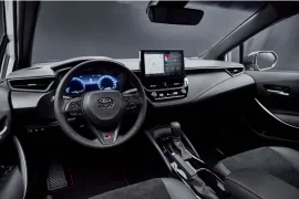 Toyota Corolla GR-Sport 2.0 Flex 16V Aut 2026 – Interior · Foto: Toyota
