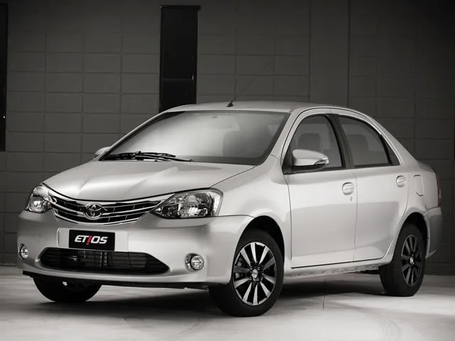Toyota Etios Sedan Platinum 1.5 2014