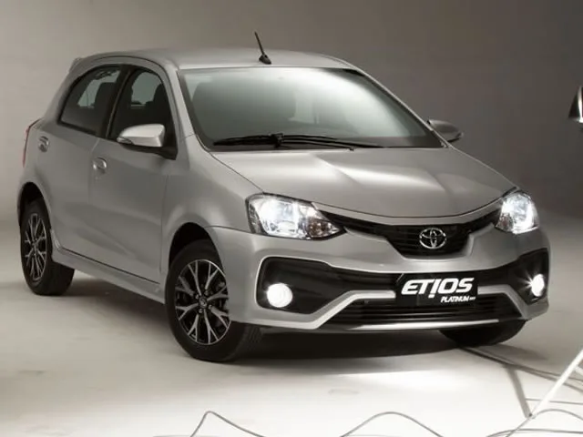 Toyota Etios Platinum 1.5 AT 2018