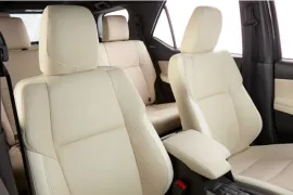 Toyota Sw4 Diamond 2.8 2025 – Bancos da Frente · Foto: Toyota
