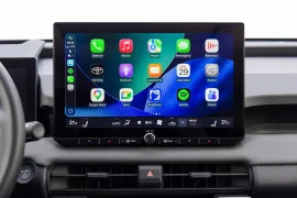 Toyota Rav4 SX Hybrid 2.5 2026 – Detalhe Interno · Foto: Toyota