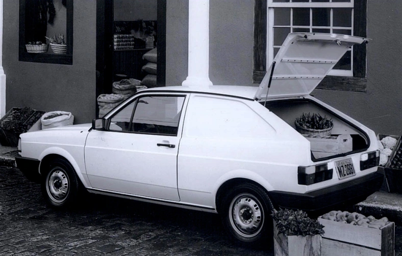 Imagem de Volkswagen Gol Furgão 1.6 1988