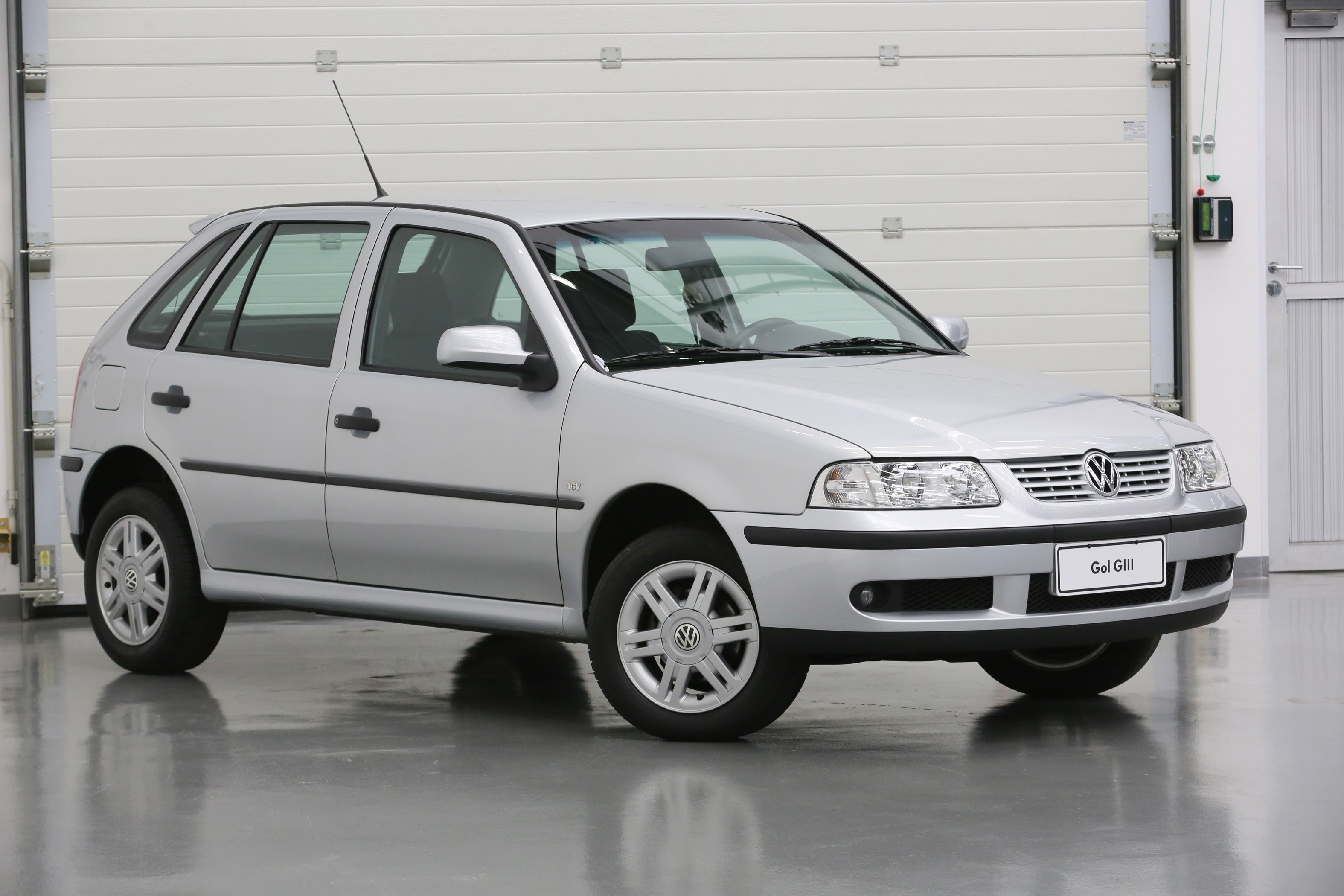 Imagem de Volkswagen Gol Plus 1.0 16V 2001