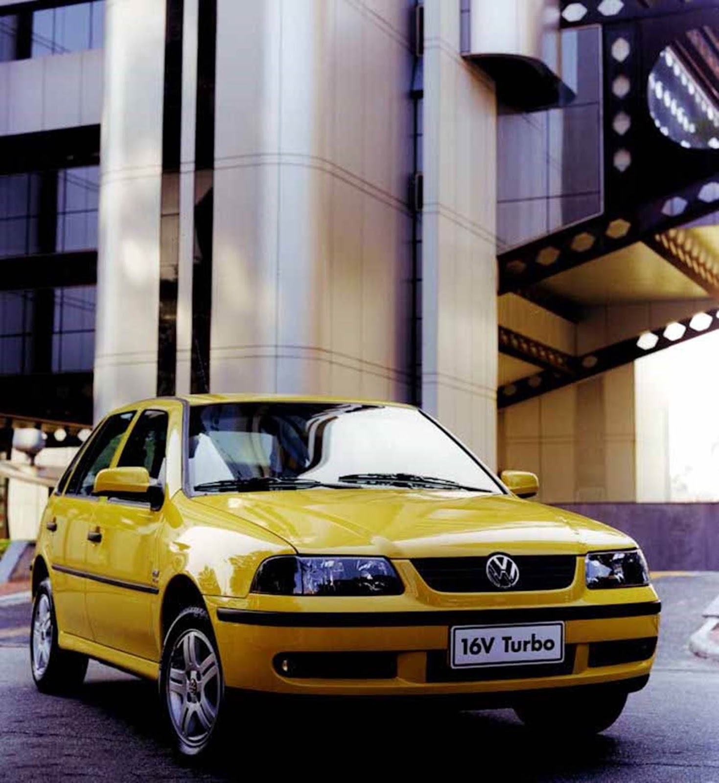 Imagem de Volkswagen Gol Turbo 1.0 16V 2002