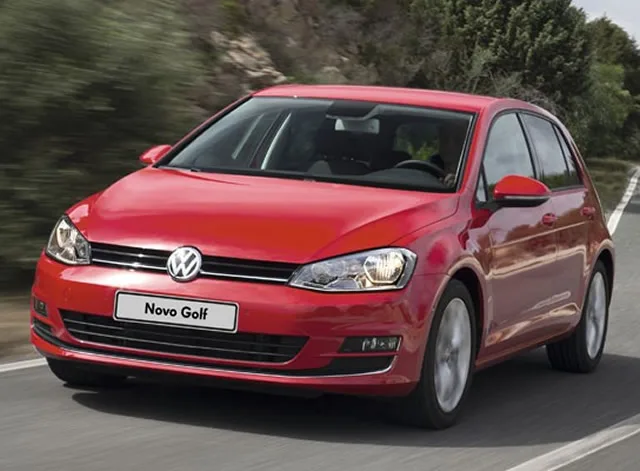Volkswagen Golf Comfortline 1.4 TSi AT 2014