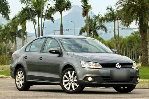 Volkswagen Jetta Comfortline 2.0 2012