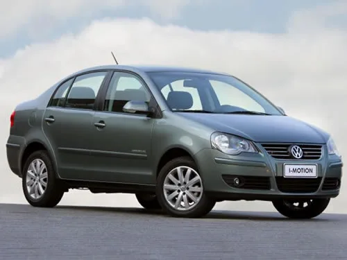 Volkswagen Polo Sedan Comfortline 1.6 I-Motion 2010