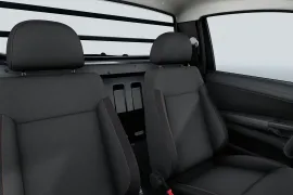 Volkswagen Saveiro Robust 1.6 16V CS 2027 – Bancos da Frente · Foto: Volkswagen