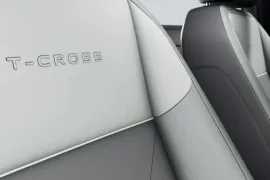 Volkswagen T-cross Comfortline 1.0 TSi 2027 – Detalhe Interno · Foto: Volkswagen