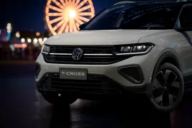 Volkswagen T-Cross Rock in Rio 200 TSI 1.0 5p Aut 2026 – Diagonal Frontal · Foto: Volkswagen