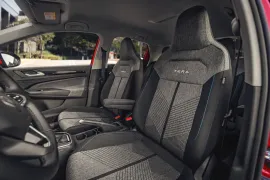Volkswagen Tera Comfort 1.0 170 TSI Flex 12V 5p Aut 2026 – Bancos da Frente · Foto: Volkswagen