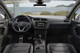 Volkswagen Tiguan Allspace R-Line 2.0 TSi 2025 – Painel · Foto: Volkswagen