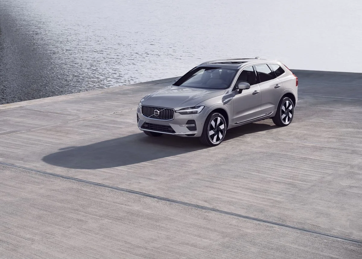 Volvo XC 60 T-8 Ultra 2.0 AWD (Híbrido) 2025