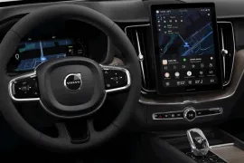 Volvo Xc60 Plus T8 2.0 2026 – Volante · Foto: Volvo