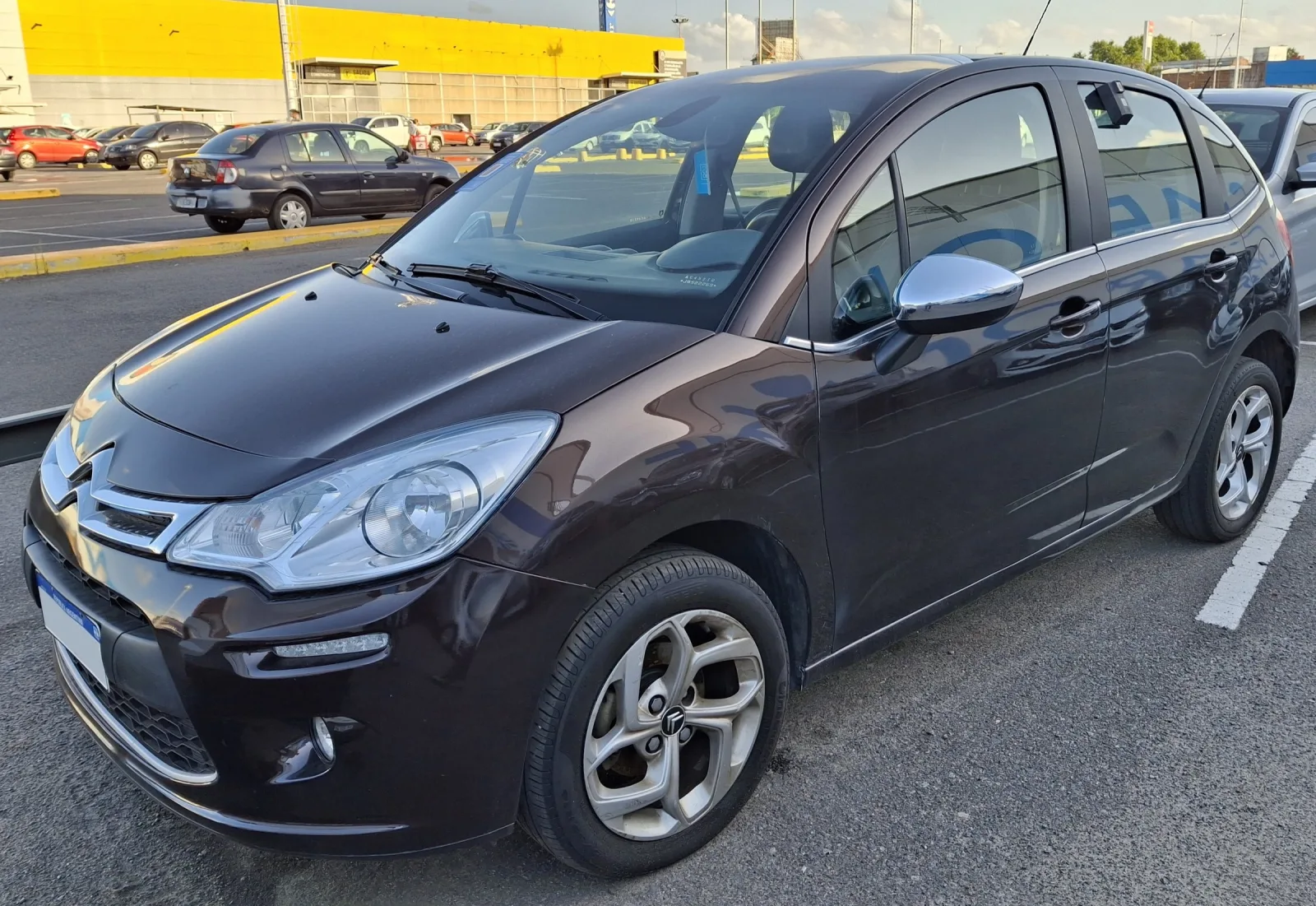 Citroën C3 2018 feito no Brasil. O C3 fabricado de agosto de 2011 a julho de 2018 foi chamado em julho de 2024, numa das campanhas mais recentes