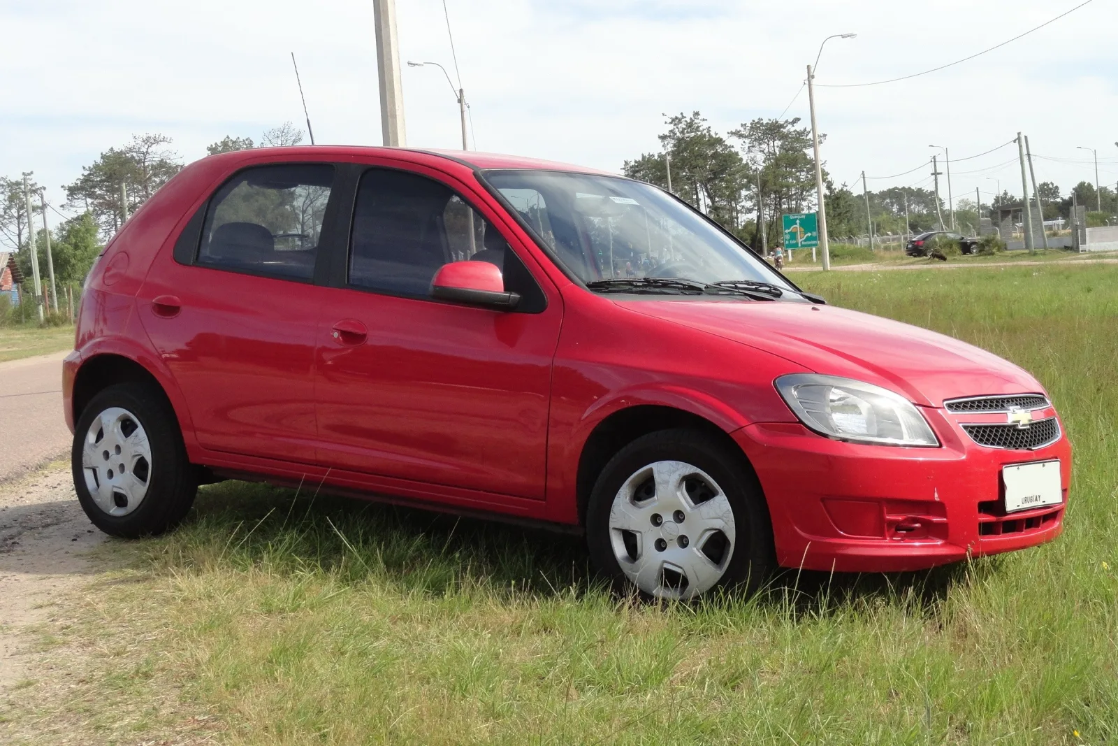 Chevrolet Celta, rival do Mille entre os mais baratos dos anos 2000