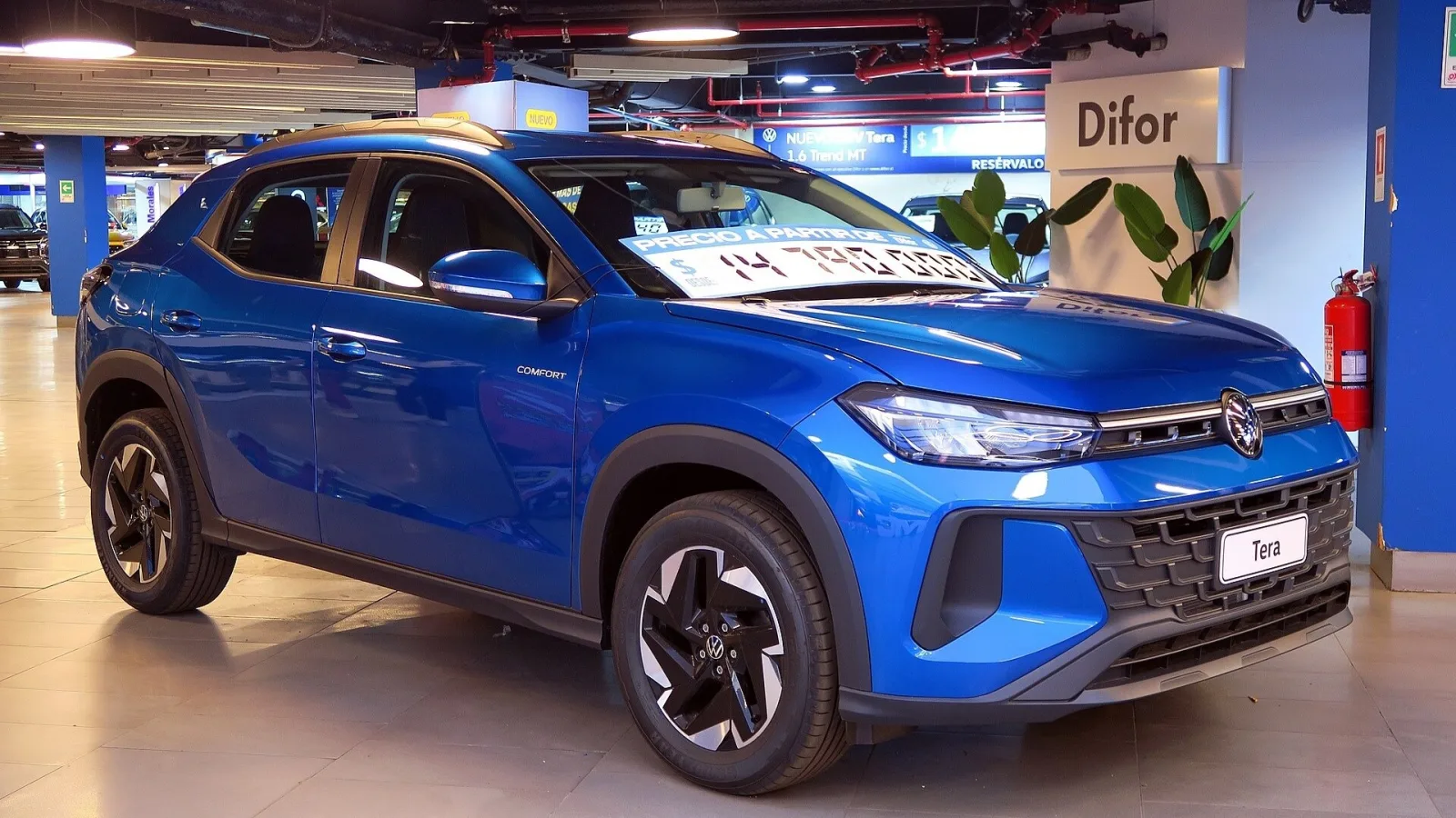 Volkswagen Tera Comfort numa concessionária: cinco estrelas em junho de 2025 e o carro com cinco estrelas mais vendido do Brasil