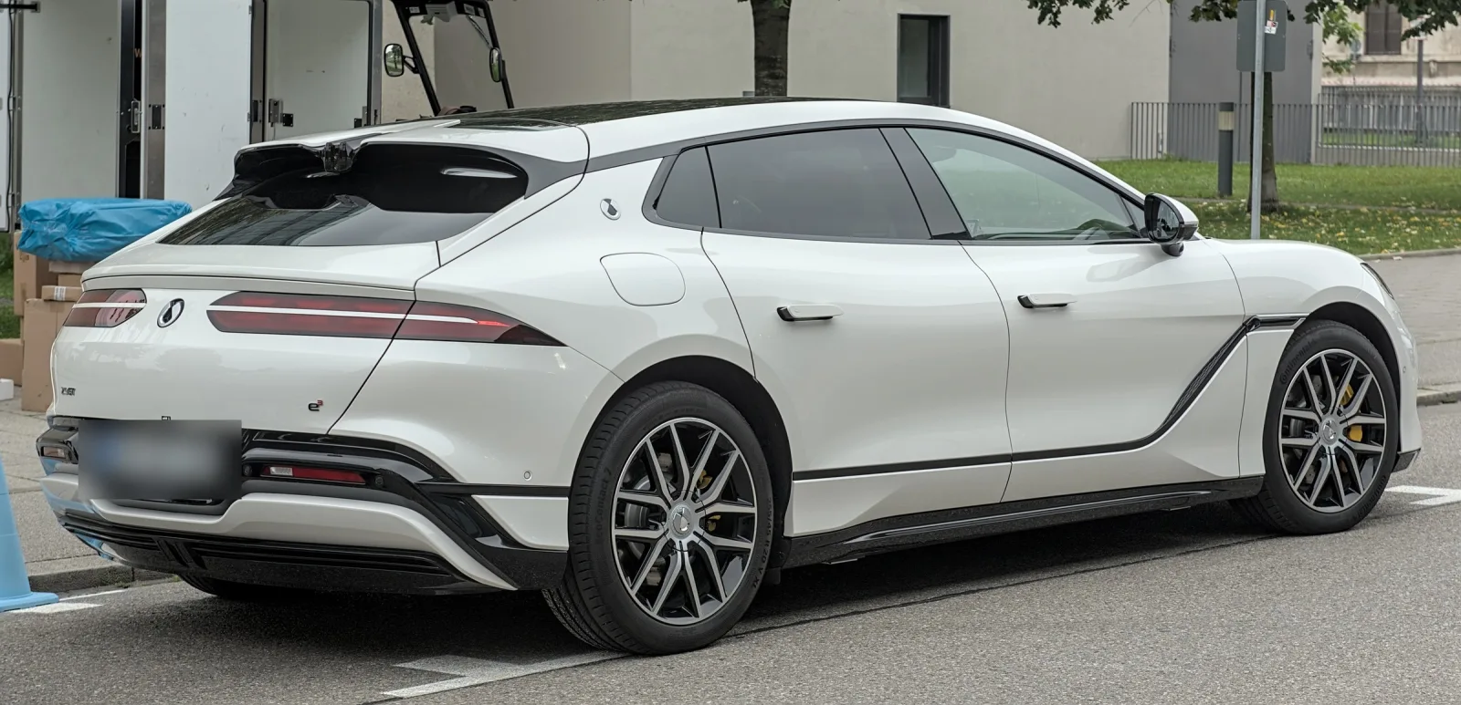 Um Denza Z9 GT, da marca de luxo da BYD, no salão de Munique, em 2025