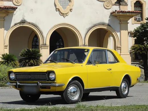 Um Ford Corcel cupê 1973