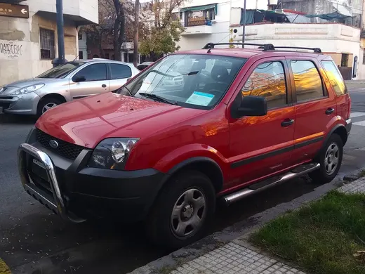 Um Ford EcoSport 1.6 XLS 2005, feito no Brasil, em Buenos Aires (Argentina)