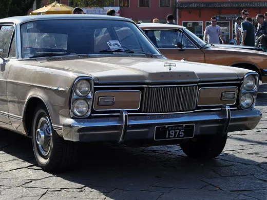 Um Ford LTD Landau 1975, último ano da carroceria original