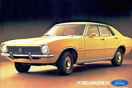 Anúncio do Maverick sedã de 1975