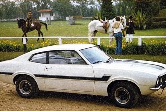 O Maverick GT de perfil