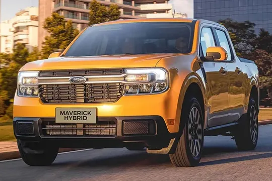 A picape Maverick Lariat Hybrid 2023